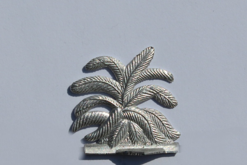 kleine, junge Palme 31mm